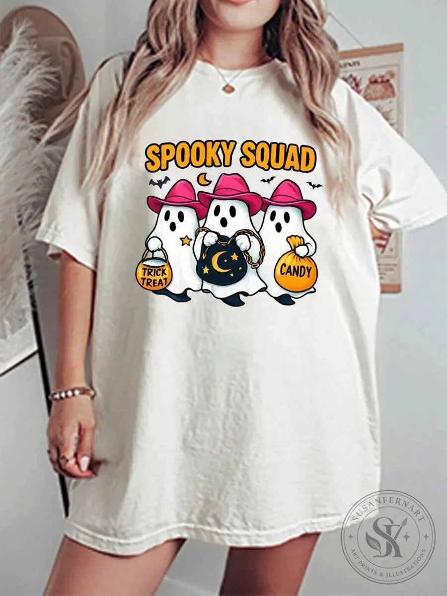Spooky Squad Halloween Ghost Trick Or Treat Graphic T-Shirt